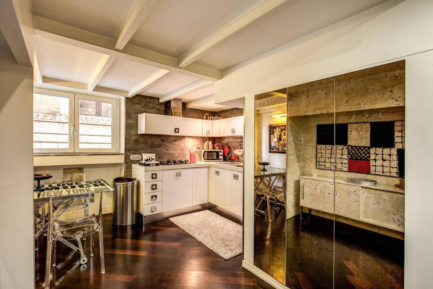 Spacious Flat By Piazza Navona * Rome